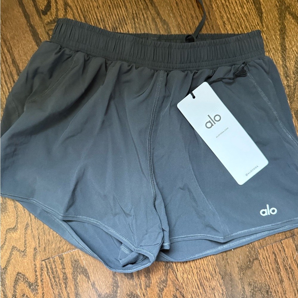 ALO Yoga stride Athletic Shorts anthracite grey
